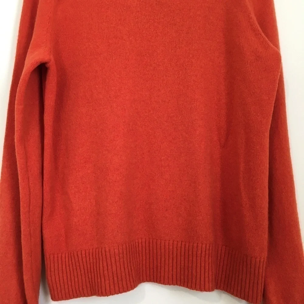 Banana Republic Merino Wool & Cotton Crew Neck Long Sleeve Tight Knit Sweater